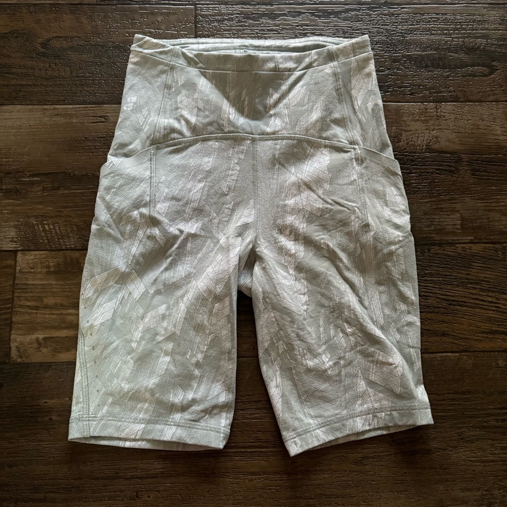 Lululemon swift speed high rise running shorts biker shorts - Picture 4 of 6